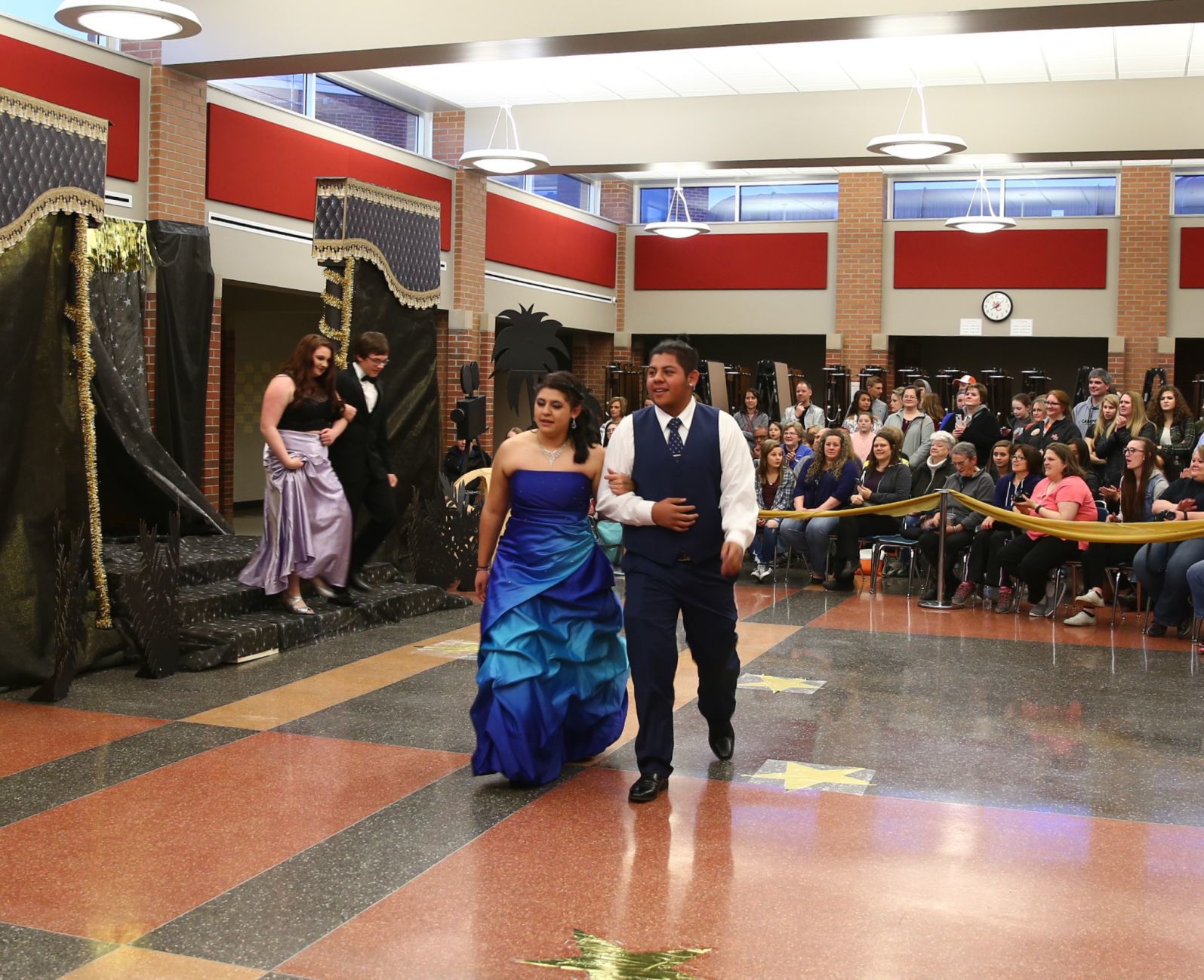 MC Prom 2018 (3).JPG